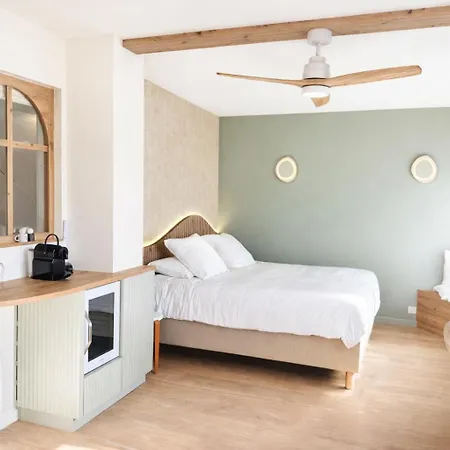 Beau Soleil Hotel 3*